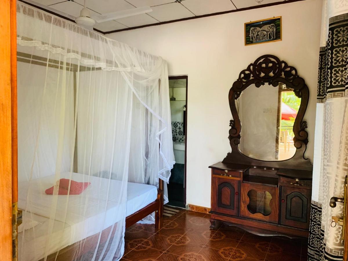 Kawshan Home Stay Dickwella Exterior photo